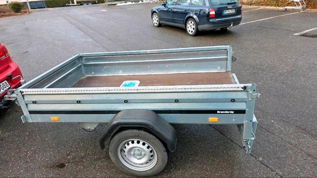 PKW-Anhänger 750 kg 9
