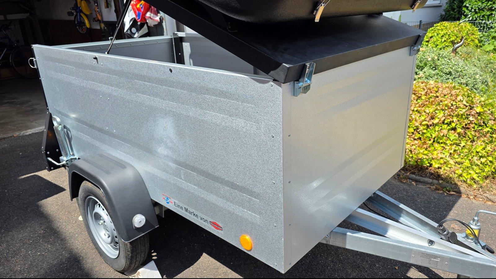 Anhänger für Transport oder Dachzelt